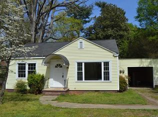 619 Salisbury Rd, Statesville, NC 28677