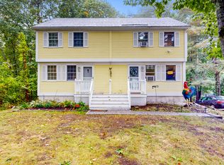 1396 Sanford Rd, Wells, ME 04090