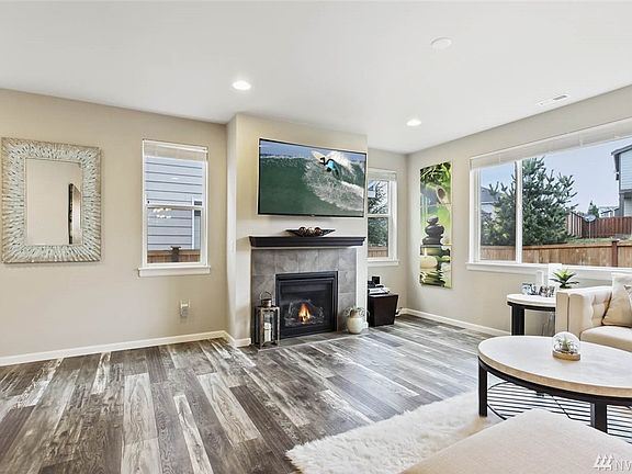 5th image of 11415 175th St E