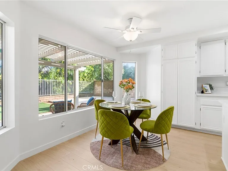 28360 Easton Ln — Photo 20