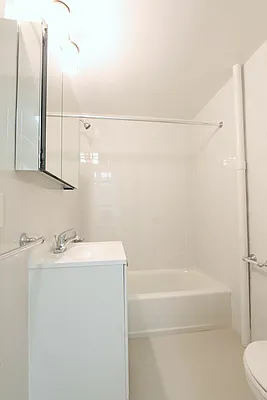 Rented by Douglas Elliman | media 22