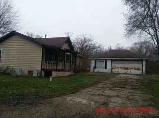 4702 Winnebago Dr, Wonder Lake, IL 60097