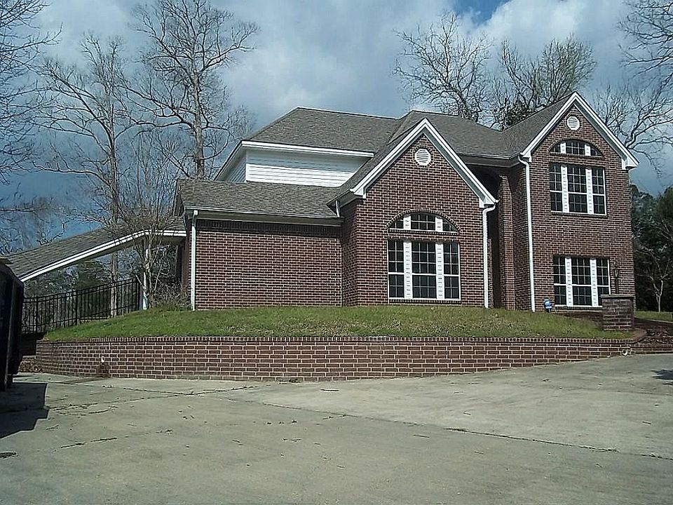 1st image of 606 Cypress Bnd