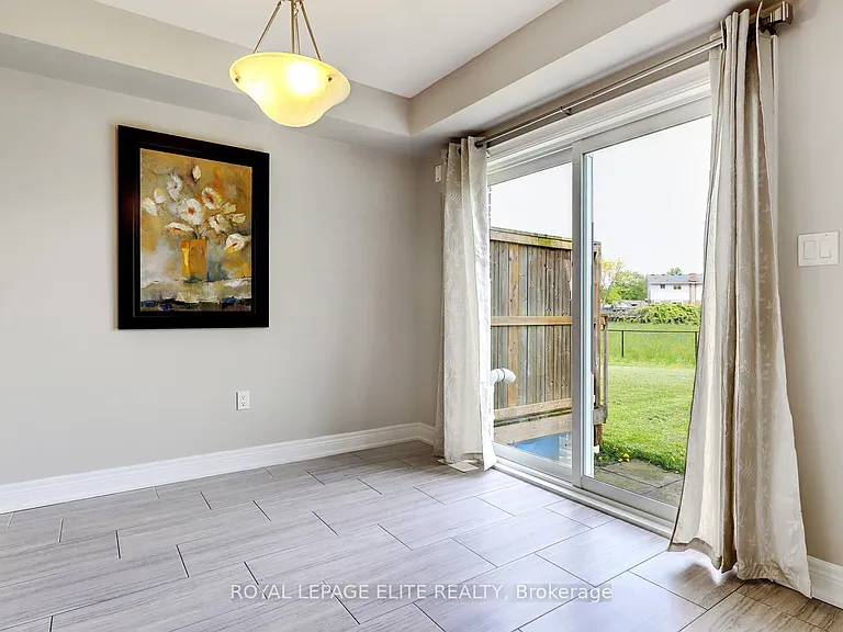 8025 Cole Ct — Photo 17