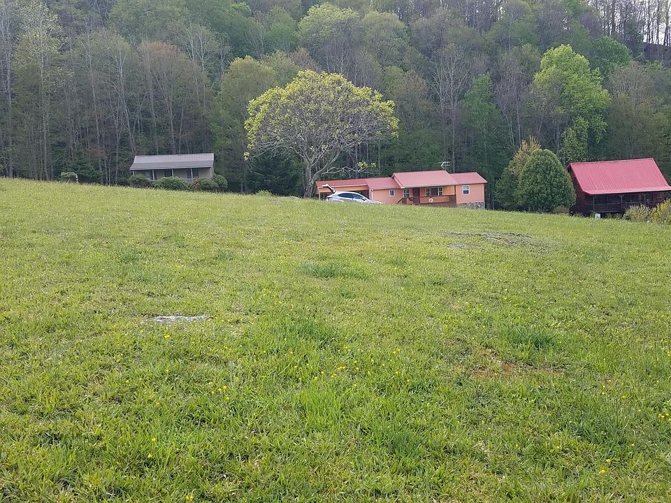 2nd image of 122 Duck Branch Rd