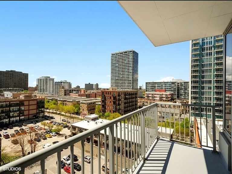 1600 S Prairie Ave #1007 — Photo 17