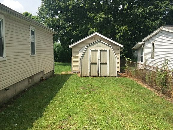 2nd image of 803 Norris St