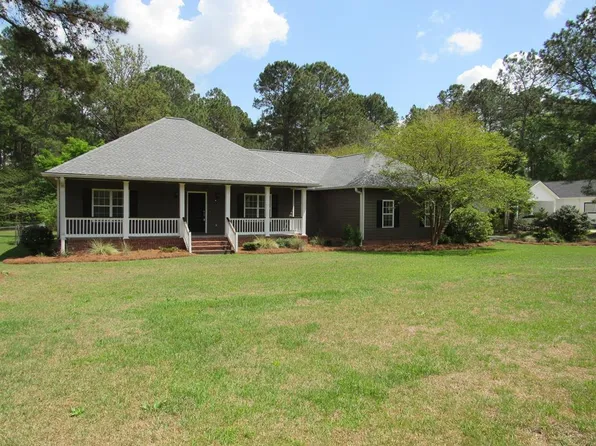 150 Friendship Trl, Moultrie, GA 31788