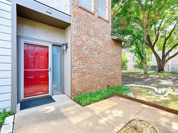 4067 Beltway Dr APT 122, Addison, TX 75001