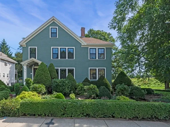 141-143 Oakley Rd, Belmont, MA 02478