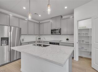 224 Wewatta Ave, Henderson, NV 89011