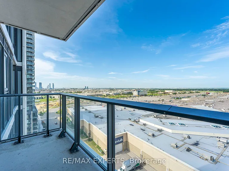 9000 Jane St #1220 — Photo 26