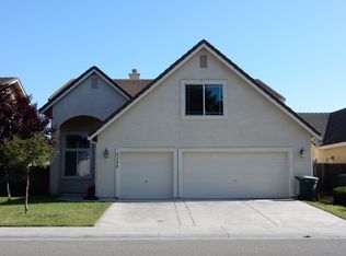 8986 Robbins Rd, Sacramento, CA 95829
