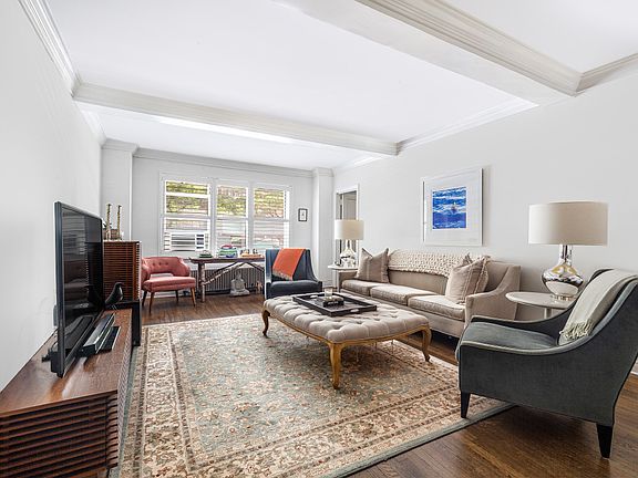 2nd image of 400 E 52nd St APT 2A
