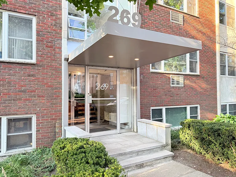 269 Harvard St #20 — Photo 1