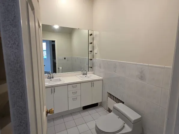 1405 43rd Street image 4 of 11