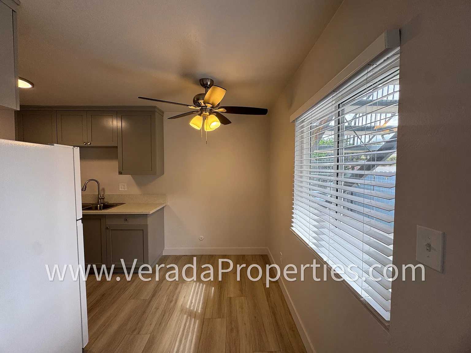2 bed, 750 sqft, $2,095 — Photo 3