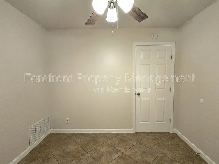 7609 Linkside St — Photo 28