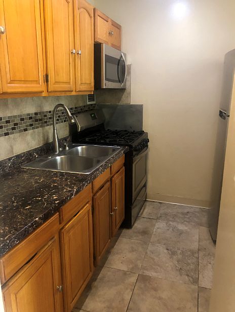 1st image of 50 Saint Johns Pl #1F