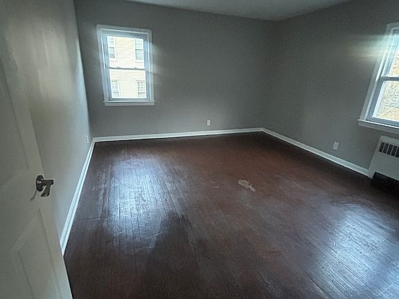 3rd image of 13-15 Lehigh Ave