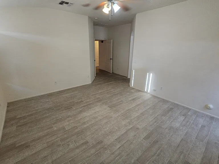 16117 W Winslow Dr — Photo 21