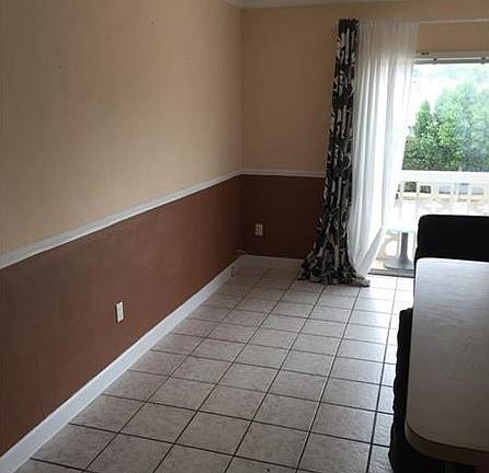 4th image of 719 Euclid Ave APT 7
