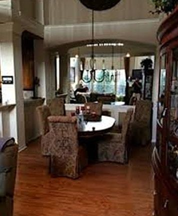 4th image of 8124 Dogwood Ln