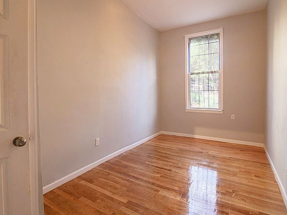 2nd image of 107 Troutman St APT 1