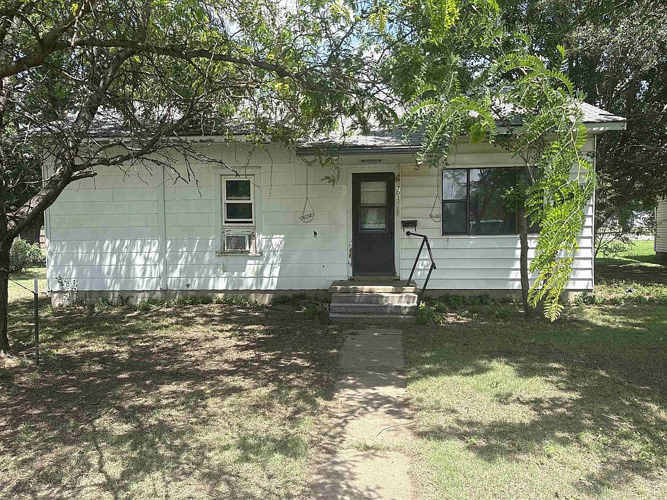 1st image of 703 N Exchange St