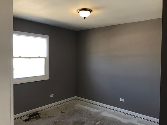 3rd image of 3722 171st St