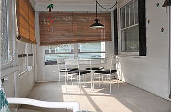 3rd image of 301 S Gray Ave
