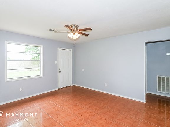 3rd image of 7126 Kings Dr