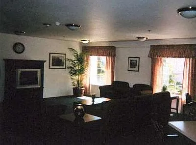 Building Photo 5