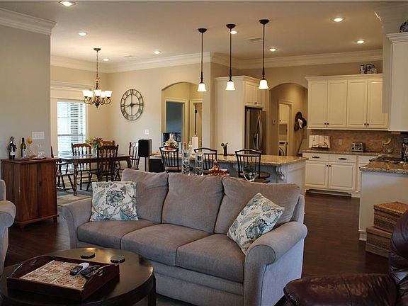 2nd image of 1279 E Eagles Nest Dr