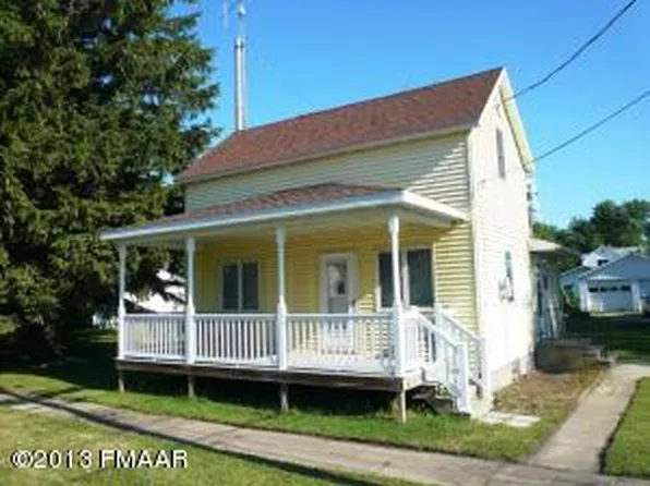106 Cottage Ave W, Ulen, MN 56585