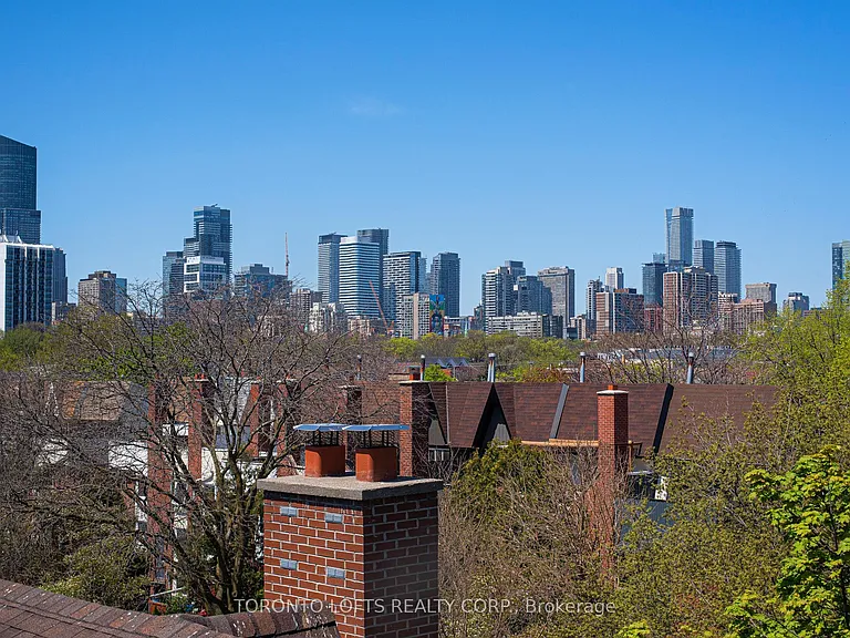 426 Queen St E #405 — Photo 4