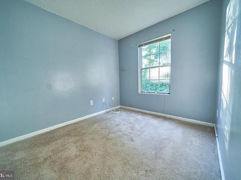 9250 Niki Pl #202 — Photo 4
