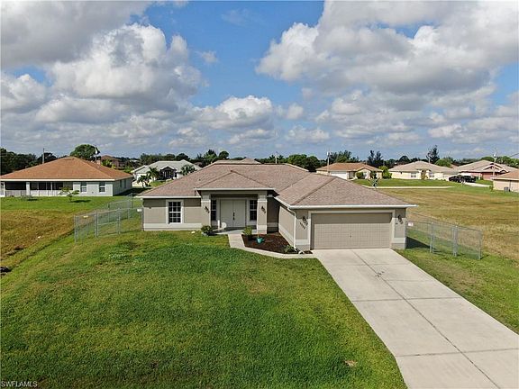 4th image of 1322 NW 15th Ave