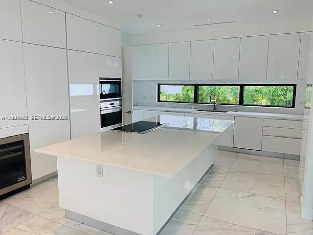 785 Harbor Dr — Photo 18