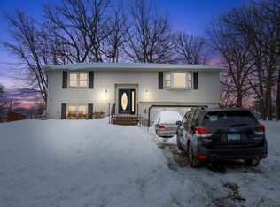 2881 Red Oak Cir, Monticello, MN 55362