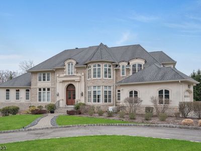 40 Overlook Rd, Livingston, NJ, 07039