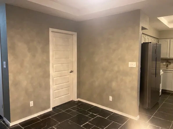 1601 Debby Ln, Mission, TX 78572