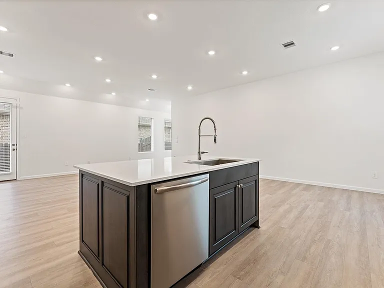 15520 Sunset Maple Ct — Photo 13