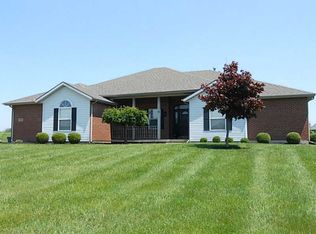 3020 Wyandot Dr, Springfield, OH 45502