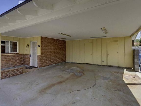 2 carport