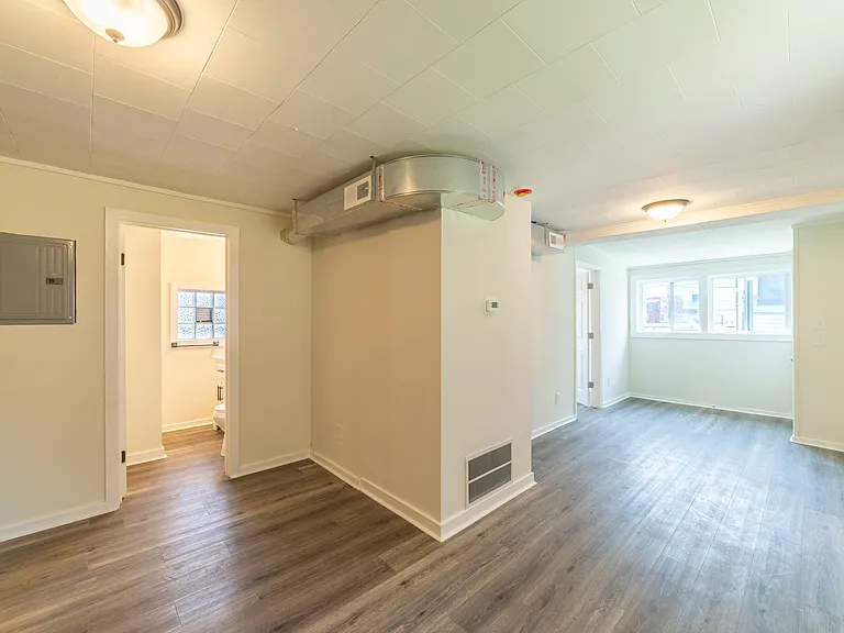 19 Rimbach St #5 — Photo 9
