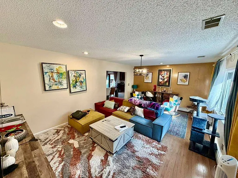 158 Hardenburg Ln — Photo 1
