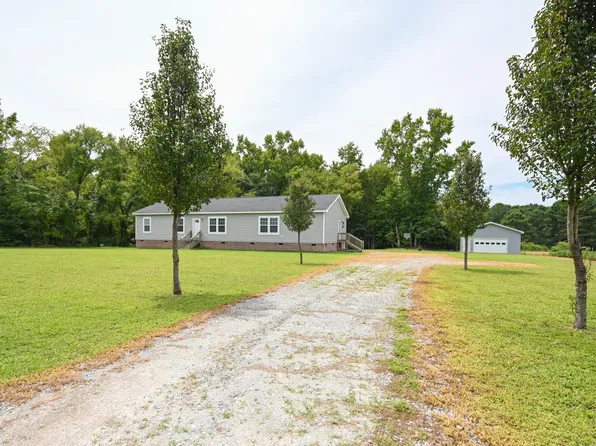 124 Evans Rd, Princeton, NC 27569