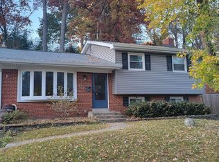 838 Loxford Ter, Silver Spring, MD 20901