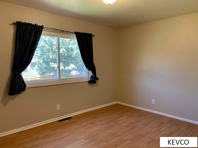 1728 Azalea Dr — Photo 9